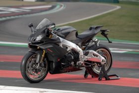 Aprilia Rsv Factory El Modelo De Noale Para La Calle M S Potente