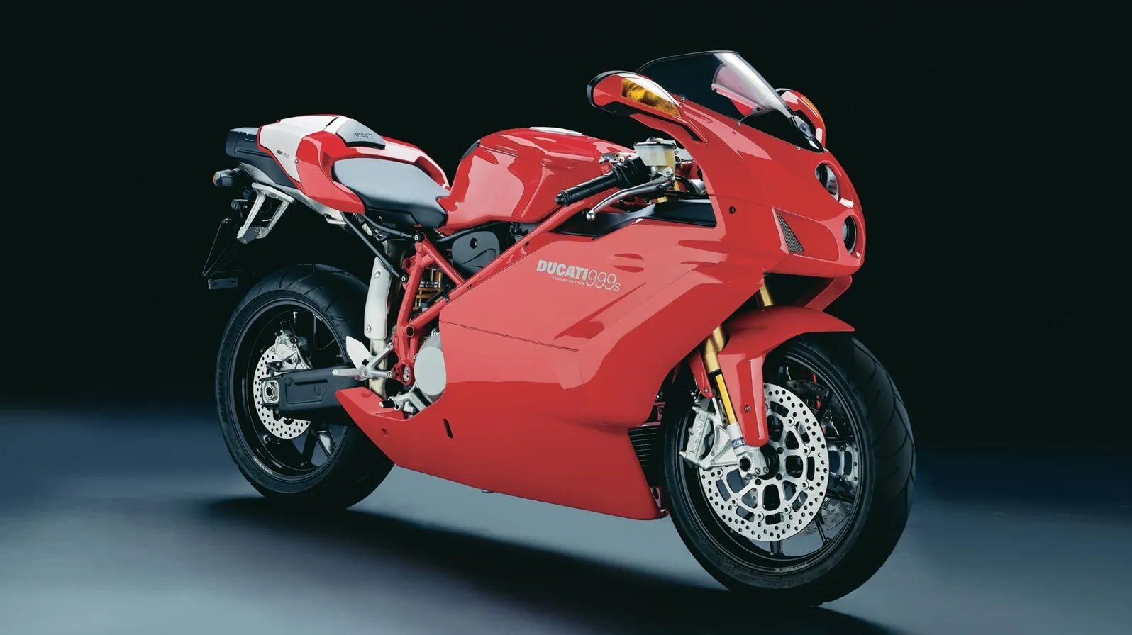 Moto del día: Ducati 999 S
