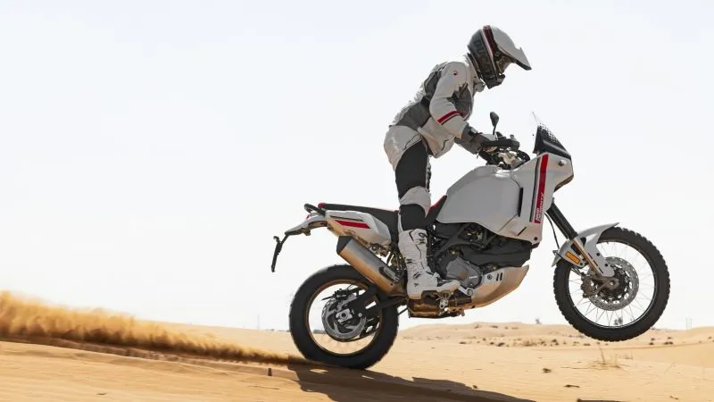 Ducati DesertX 2022 155