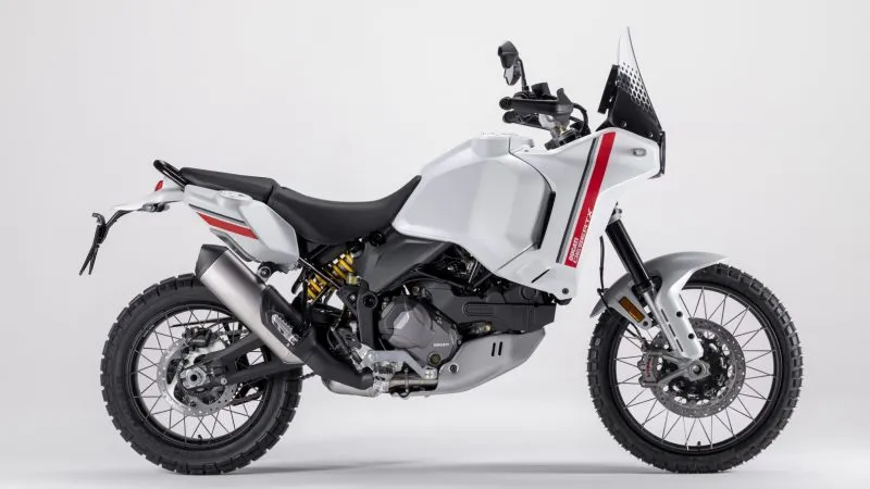Ducati DesertX 2022 16