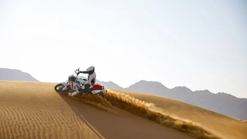 Ducati DesertX 2022 60