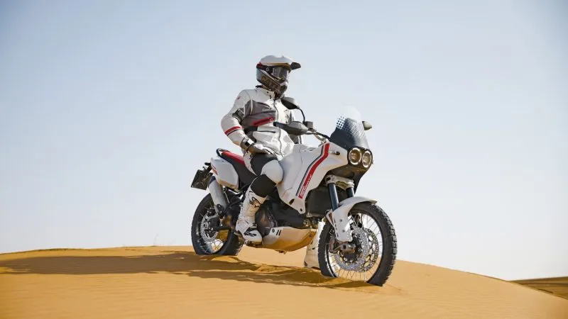 Ducati DesertX 2022 62