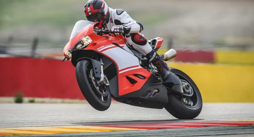 Ducati Panigale 1299 Superleggera (1)