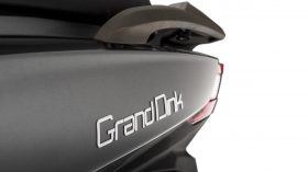 Grand Dink 300 Detalle Gris 2