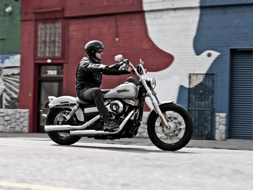 Harley Davidson FXDB Street Bob (2)