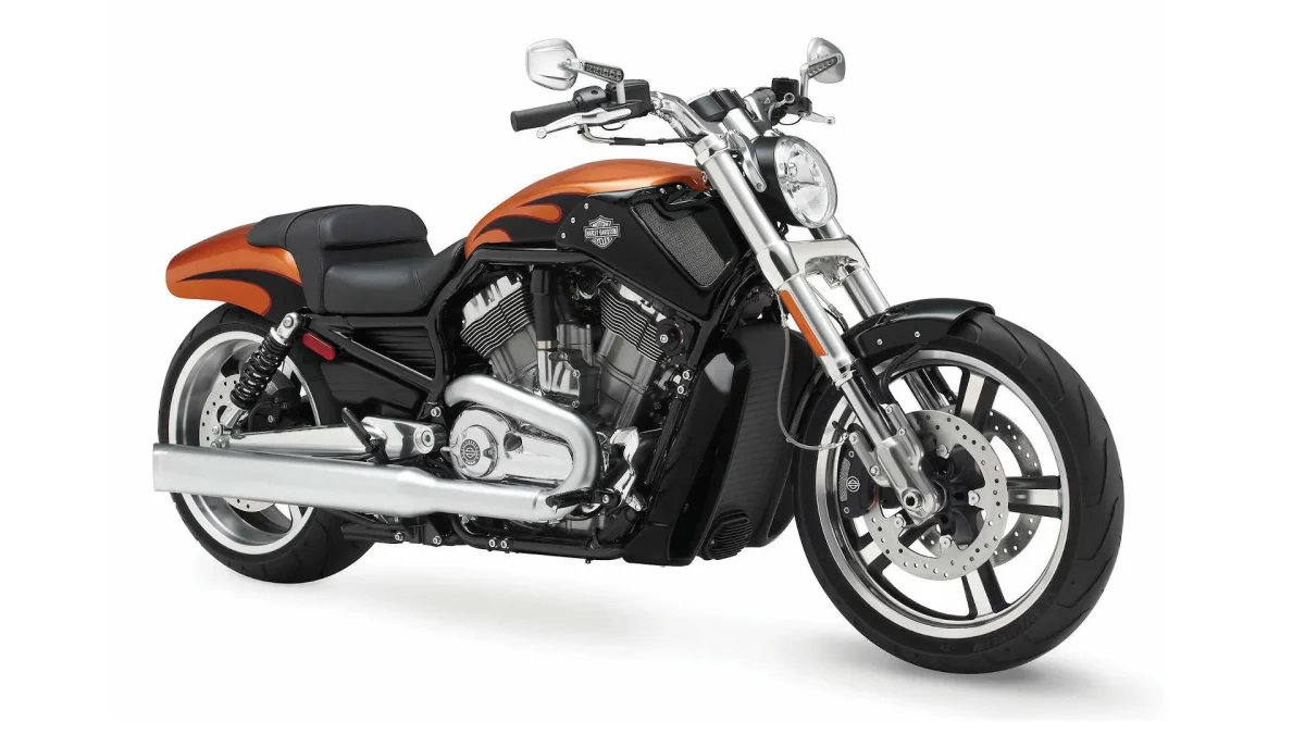 Moto del día: Harley-Davidson VRSCF V-Rod Muscle - espíritu RACER moto