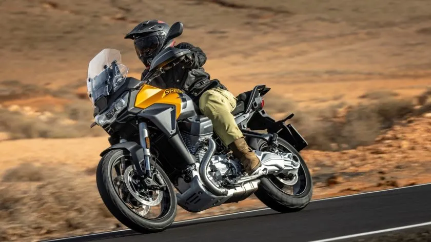 moto guzzi stelvio (2)