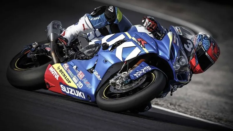 Suzuki GSX R 1000 SERT (2)