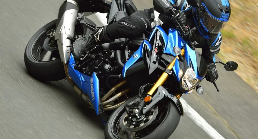 Suzuki GSX S750 (1)