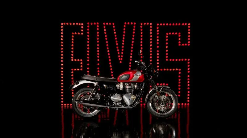 Triumph Bonneville T120 Elvis (1)