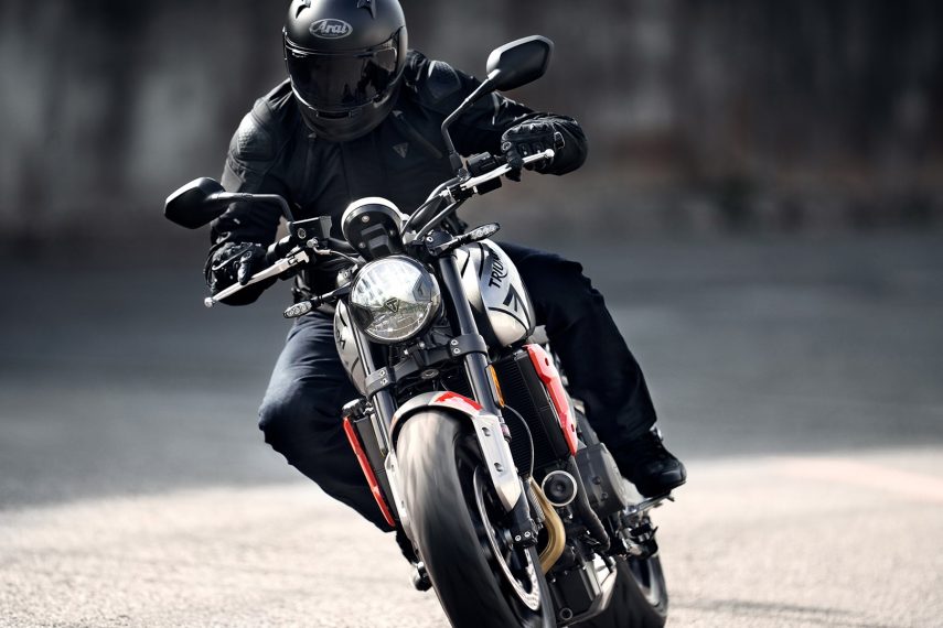 Triumph Trident 2021 06