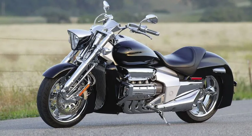 Honda Valkyrie Rune (1)