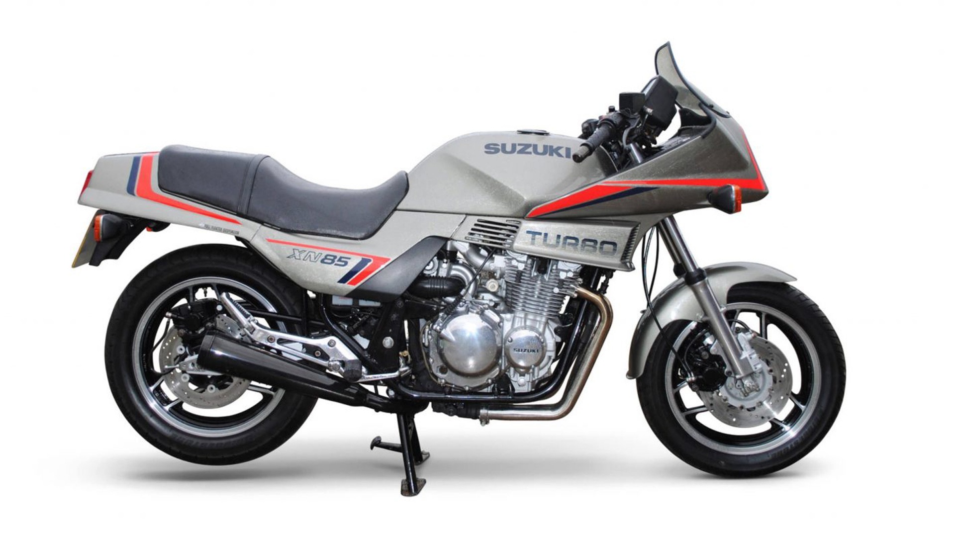 Moto del día: Suzuki XN85