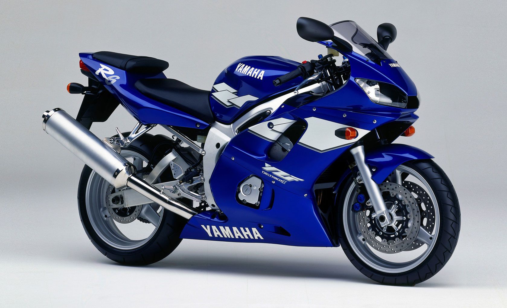 Yamaha YZF R6 1