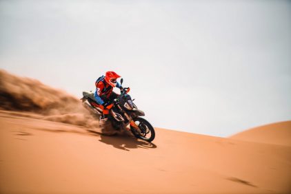 KTM 790 ADVENTURE R Action 03