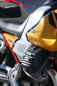 Moto Guzzi V85 TT 09