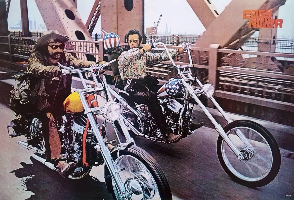 Harley Davidson Billy Bike y Captain America
