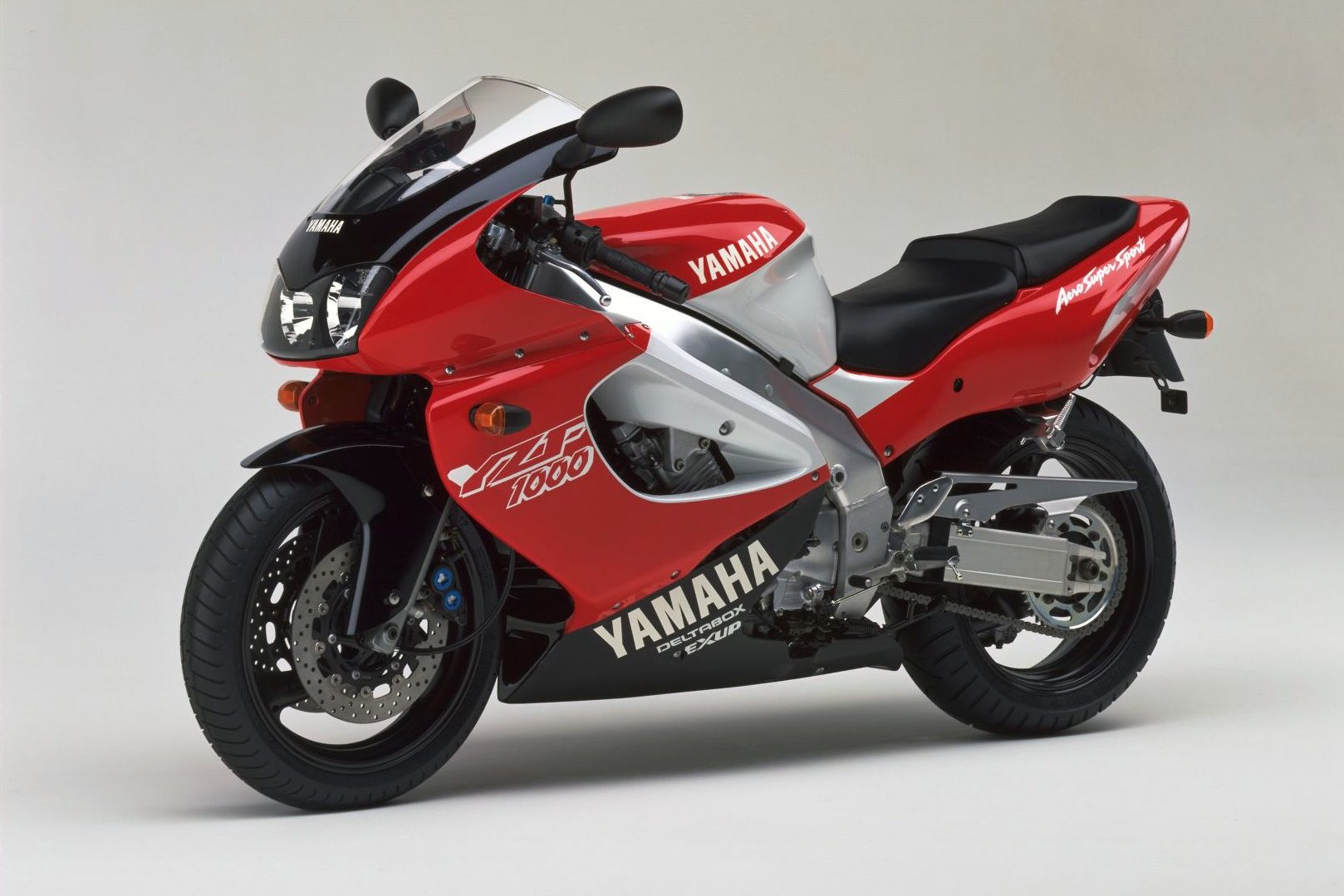 Moto del día: Yamaha YZF-1000R Thunderace
