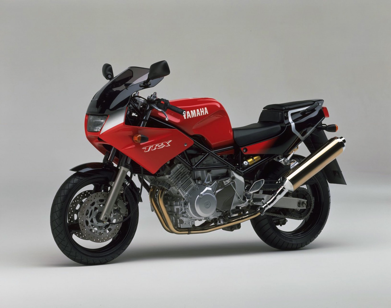 Moto del día: Yamaha TRX 850