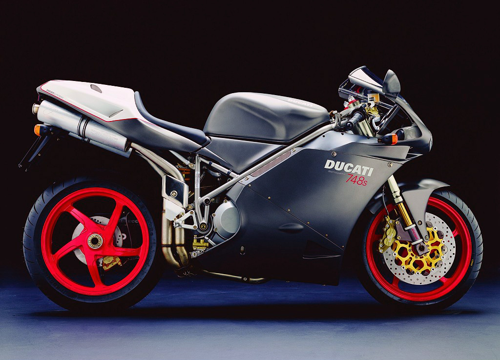 Ducati 748S 2