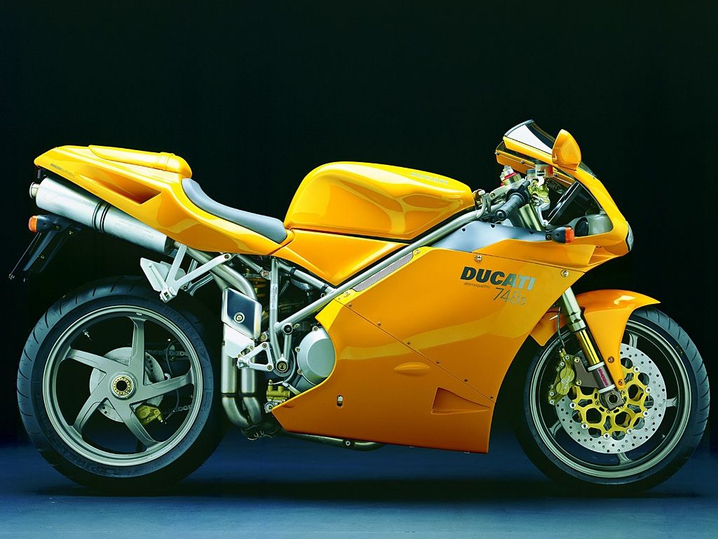 Ducati 748S amarilla