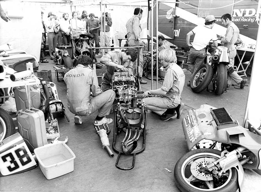 Honda NR500 GP GP Silverstone 1979 mecanicos