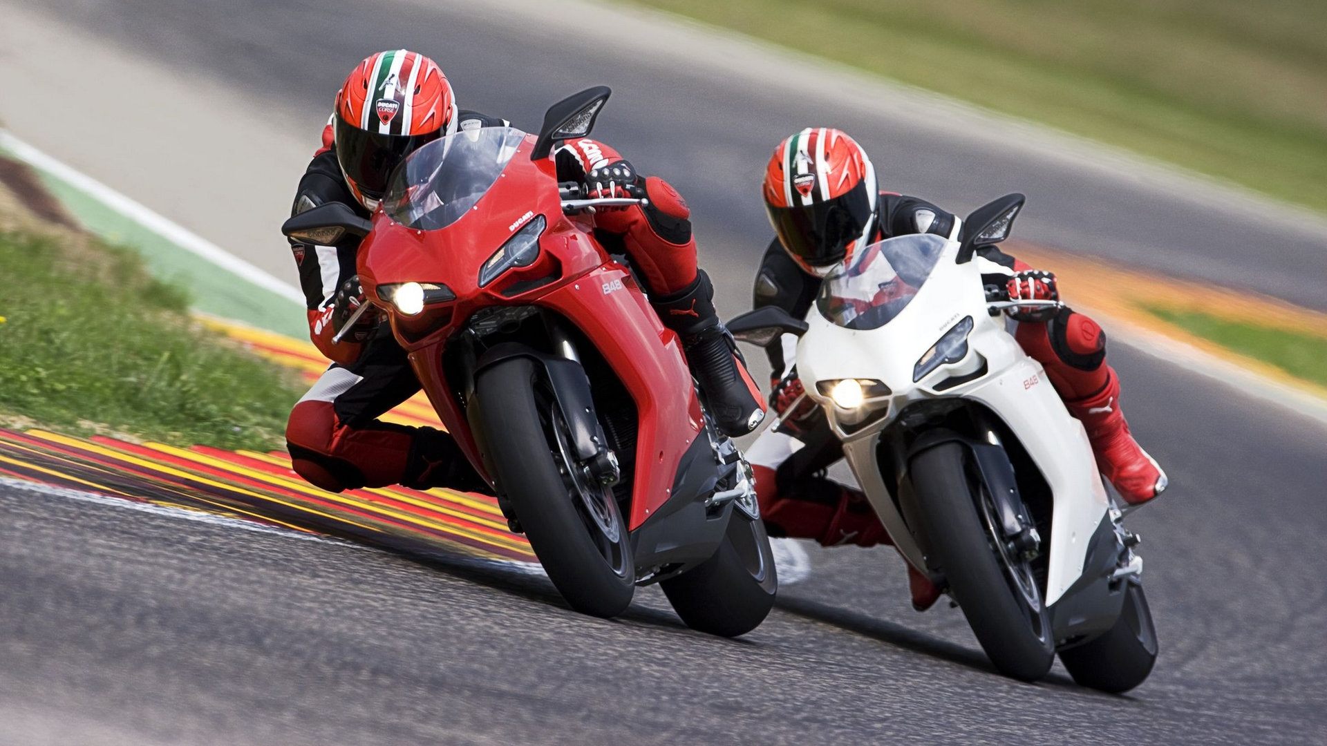 Moto del día: Ducati 848