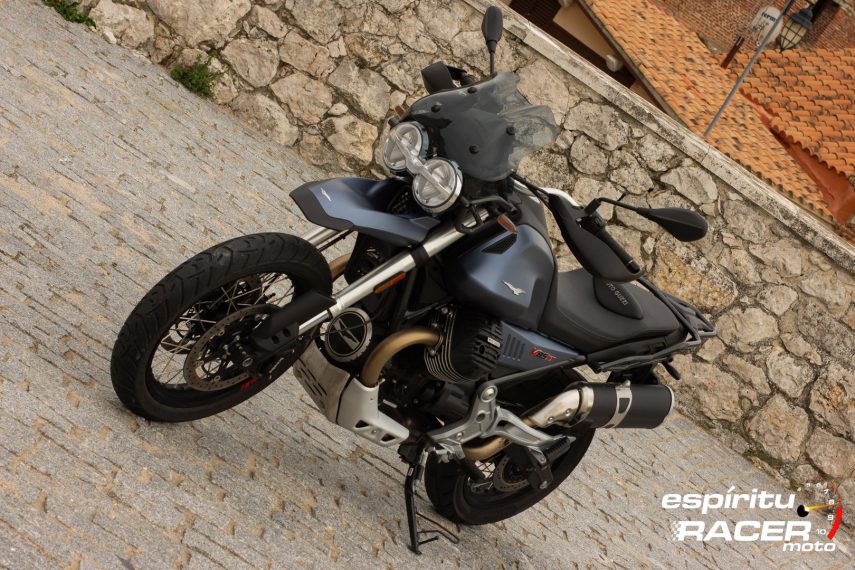 Prueba Moto Guzzi V85 TT 12