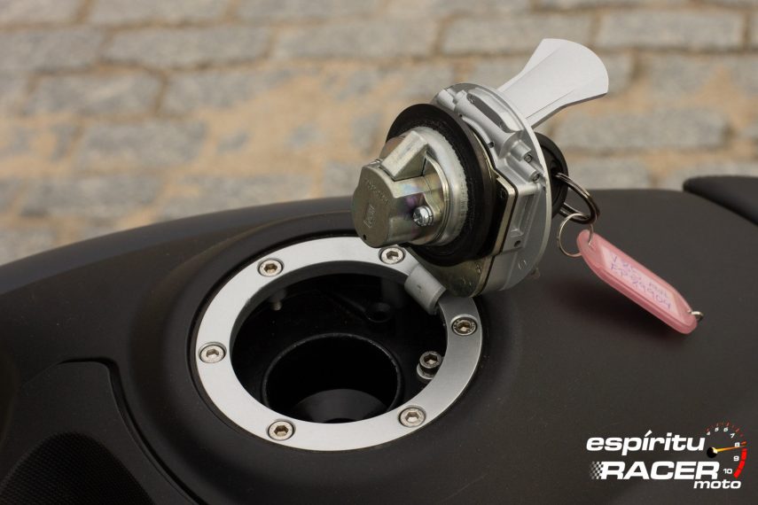 Prueba Moto Guzzi V85 TT 39