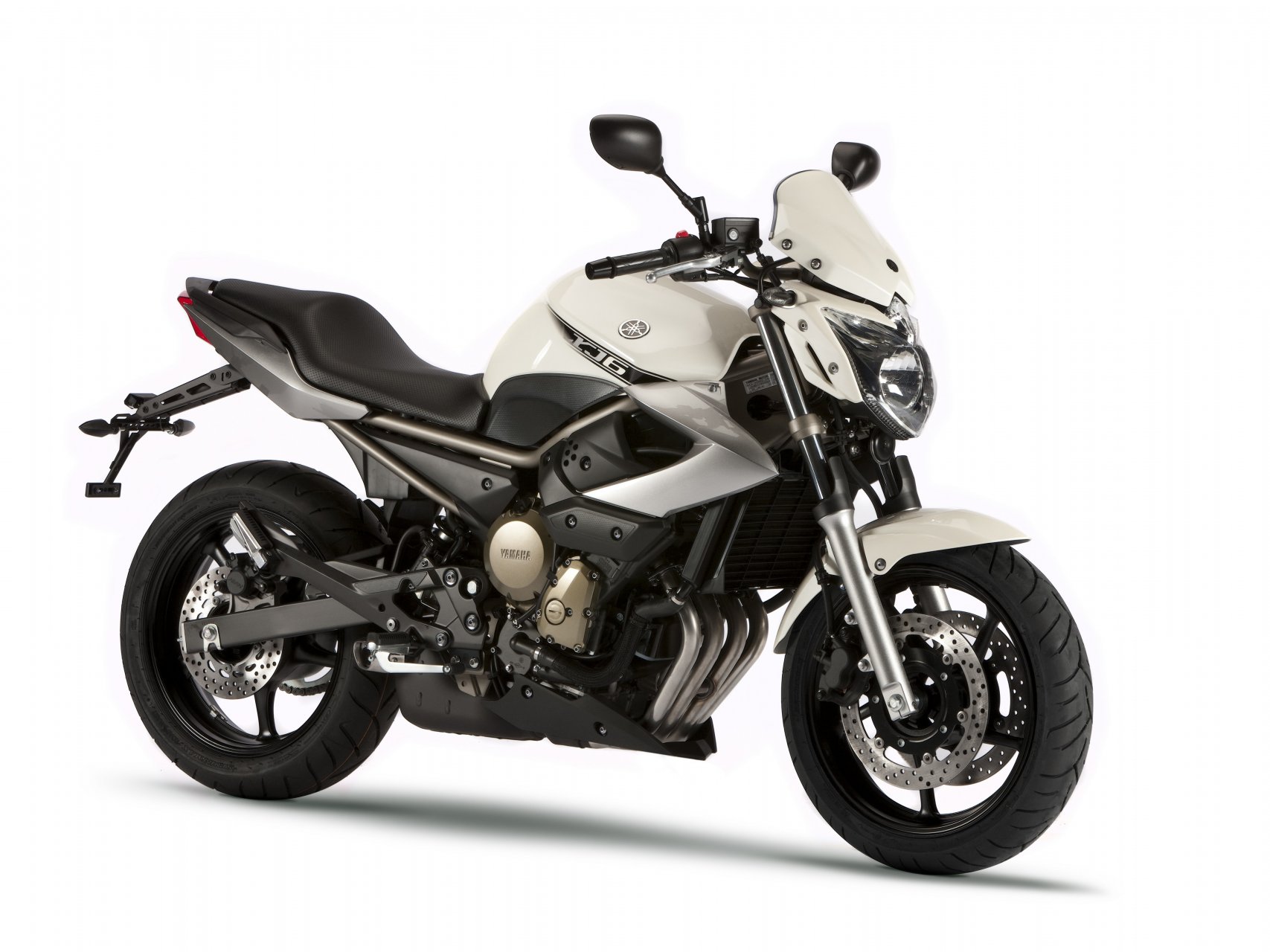 Comunista Simplificar Instrumento Moto del día: Yamaha XJ6 - espíritu RACER moto
