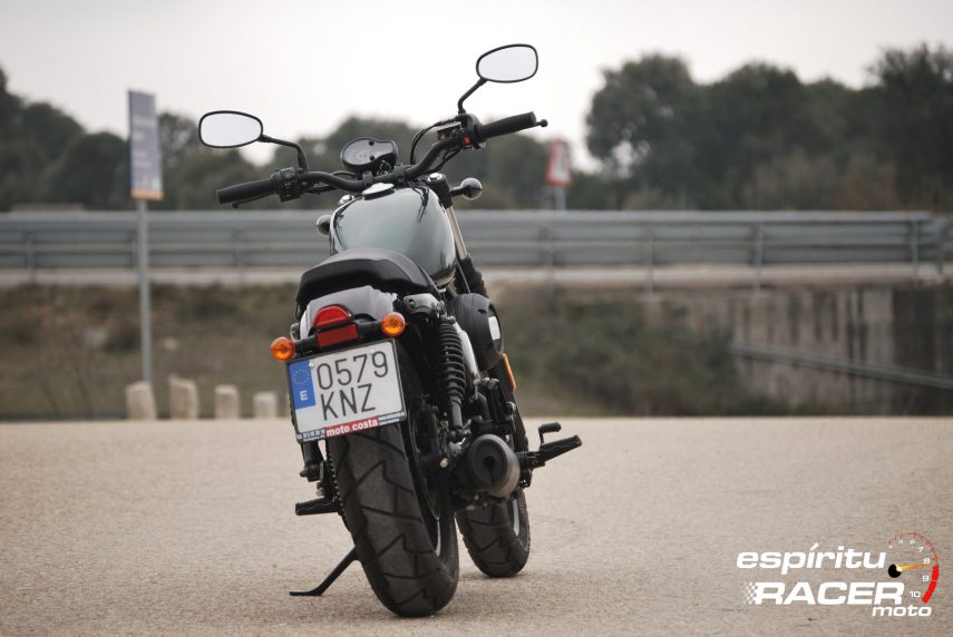 Prueba Hyosung GV 125S Aquila 10