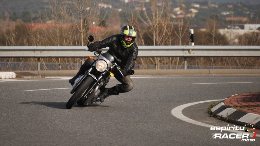 Royal Enfield Continental GT 650 16