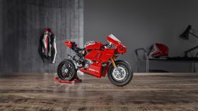 Ducati Panigale V4 R de LEGO Technic 20