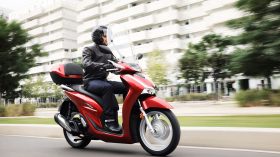 Honda Scoopy SH125i 27