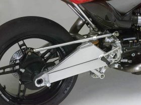 Moto Guzzi MGS 01 Corsa 3