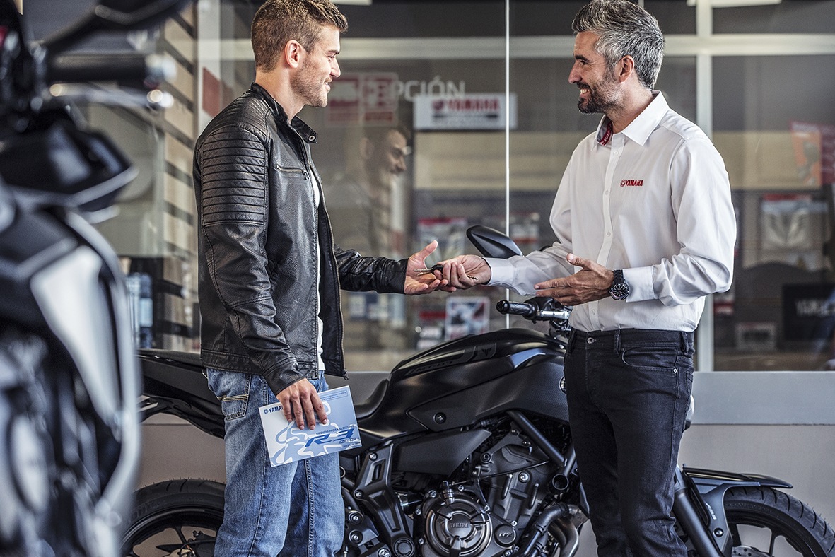 Yamaha cambia su estrategia comercial y solo venderá motos en concesionarios oficiales