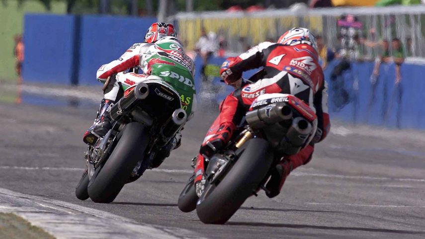 honda rc51 battle ducati 916