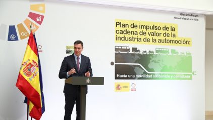 Pedro Sanchez presenta plan de automocion 2020