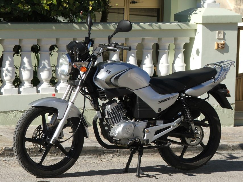 Yamaha YBR 125 6