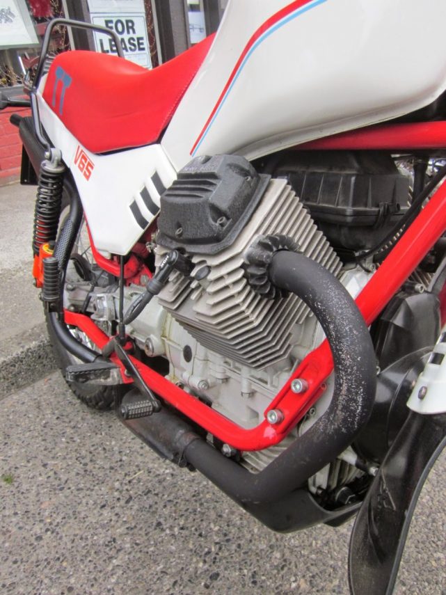 Moto Guzzi V65 TT 03