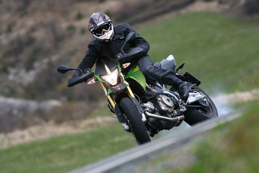 Aprilia SMV 750 Dorsoduro 2
