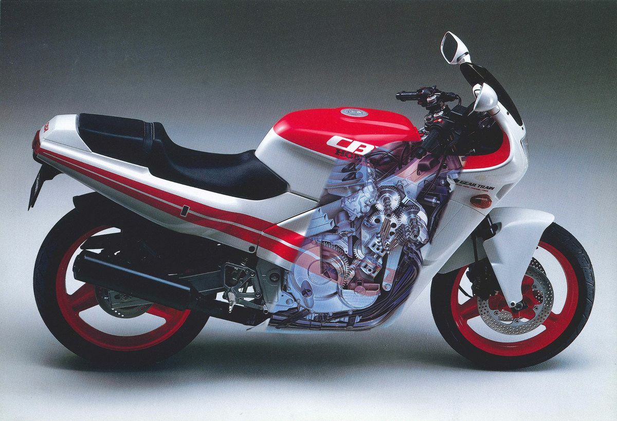 Honda CBR 400 R Aero 5