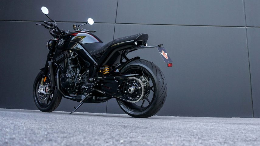 Horex VR6 RAW 01