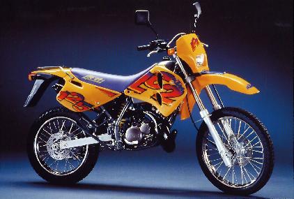 KTM LC2 125 1