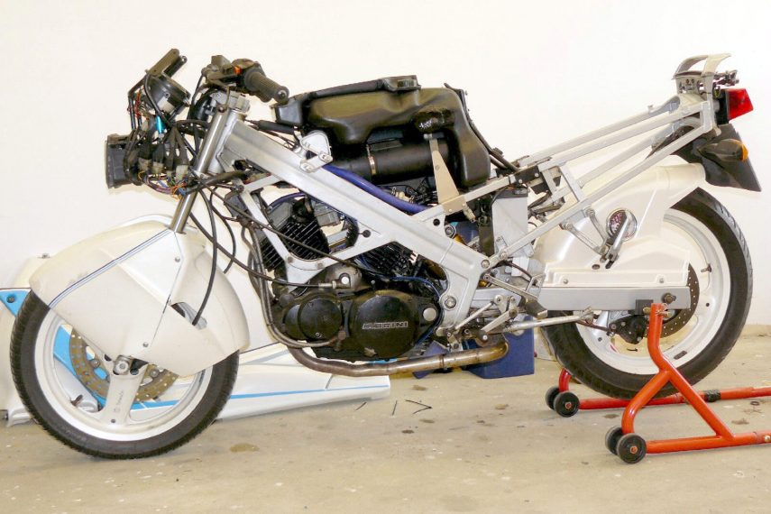 Moto Morini Dart 350 3