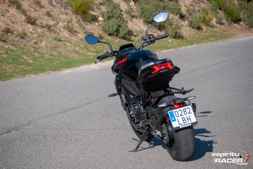 Suzuki GSX S1000 Katana 020