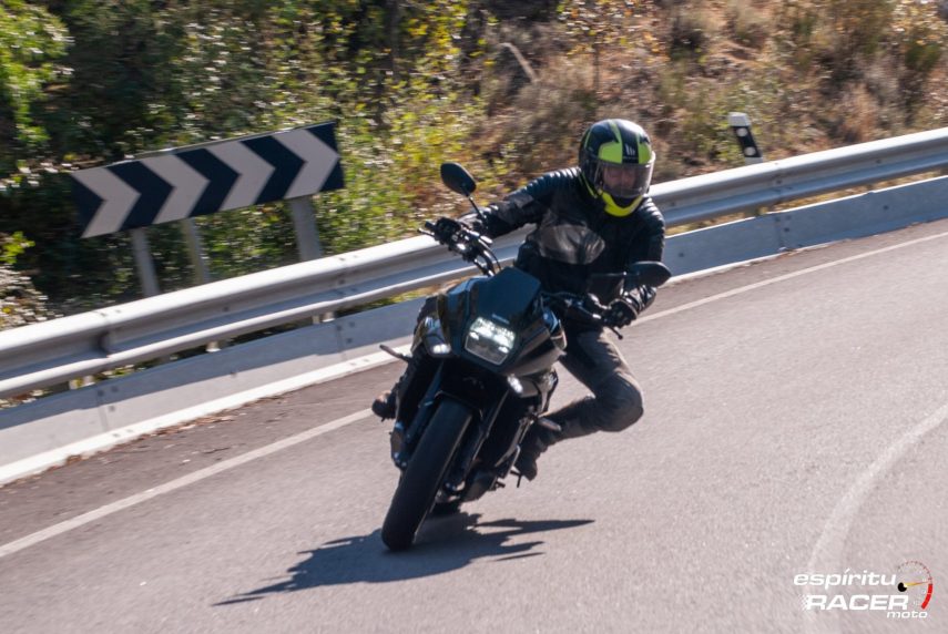 Suzuki GSX S1000 Katana 034