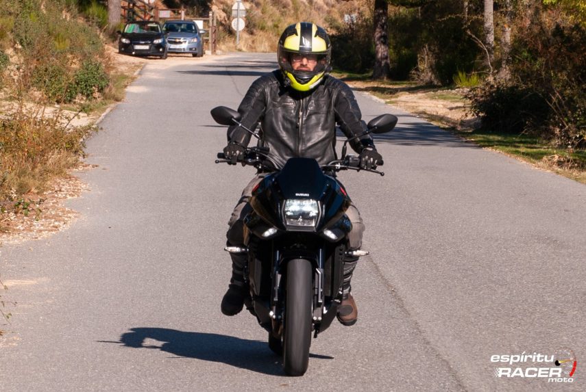 Suzuki GSX S1000 Katana 039