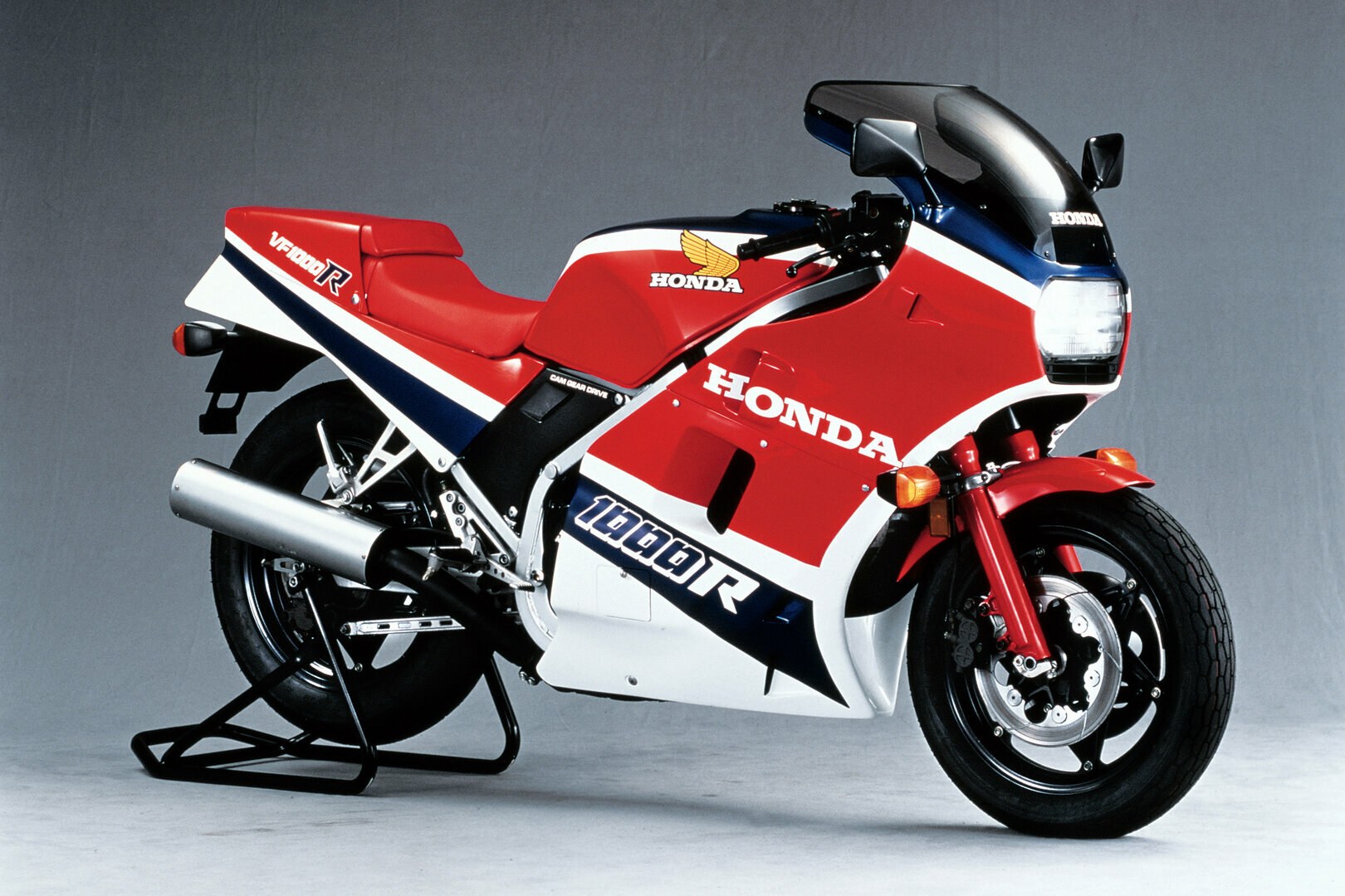 Moto del día: Honda VF 1000 R (SC16)