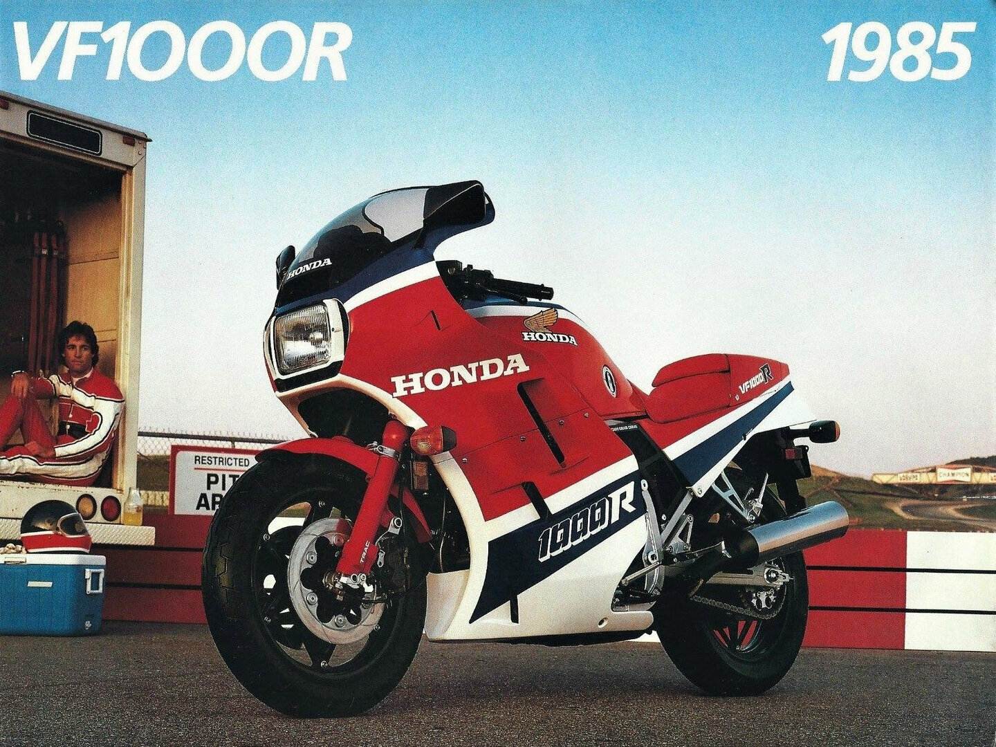 Honda VF 1000 R SC16 3